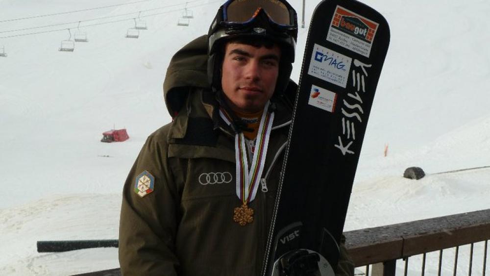 Edwin Coratti ist Junioren-Weltmeister
Der Champion mit seinem Trainer Gert Außerdorfer