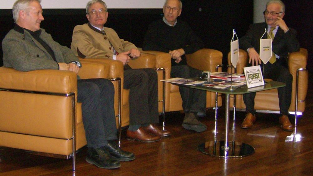 Christian Gallmetzer, Pichler, Pezzin und Siegfried Gallmetzer stellten den Europacup vor.
Vorjahressieger Andrè Myhrer