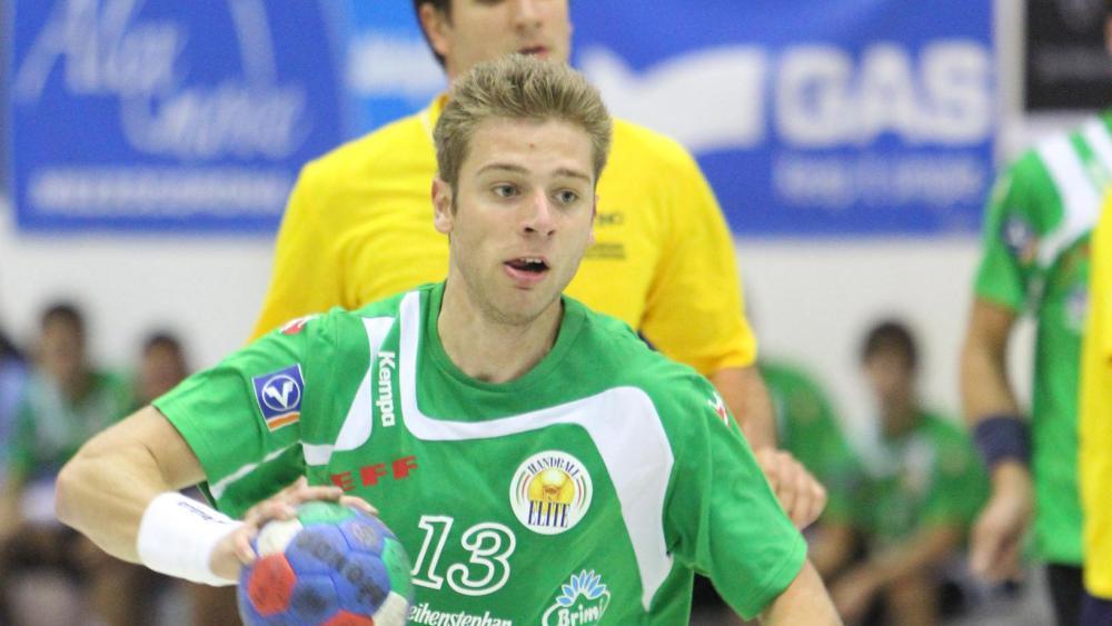 Holger Kovacs hat das Auftaktmatch mit Brixen gewonnen (Foto R. Eheim)
Anspannung auf der Brixner Bank
Musste verletzt vom Feld: Felix Sader