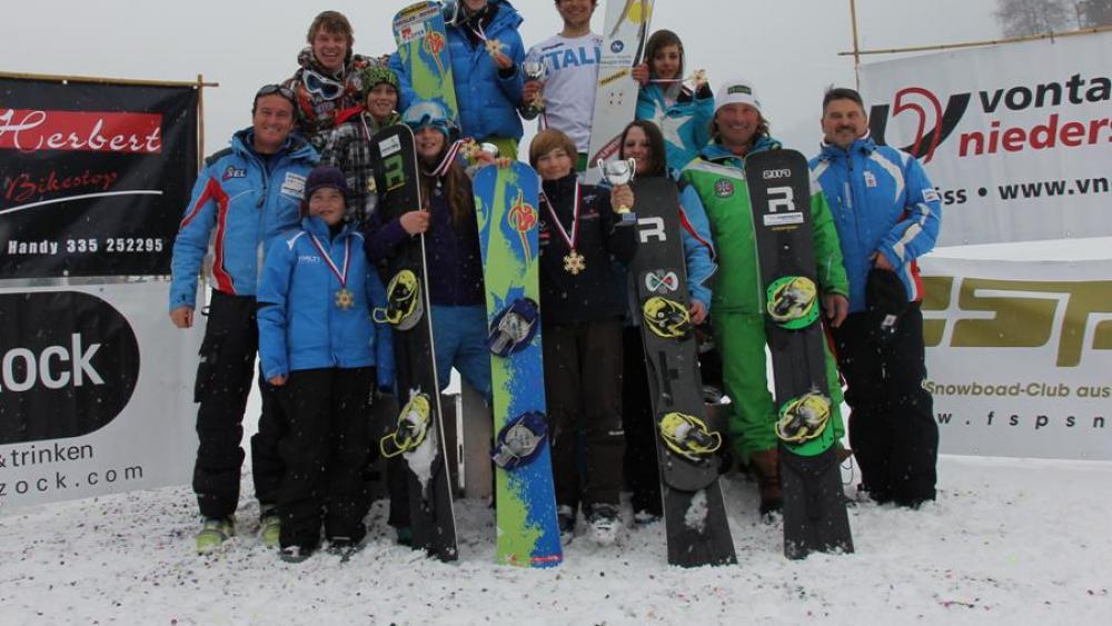 Die frischgebackenen Landesmeister beim obligatorischen Gruppenfoto.