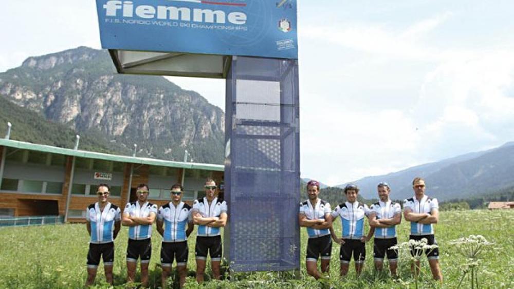 Die Langläufer radelten gestern in Richtung Fleimstal