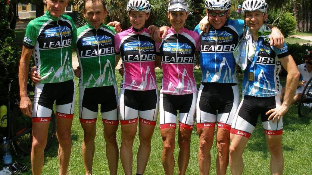 Die drei Siegerpaare der Transalp 2012 mit Südtiroler Beteiligung.
Werner Weiss und Bernd Hornetz