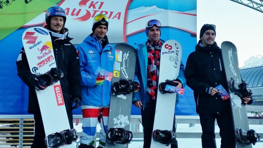 Das Siegerpodium im Pitztal mit Omar Visintin