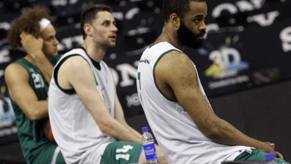 Tomas Ress und Co. mussten sich Virtus Bologna geschlagen geben (Foto menssanabasket.it)