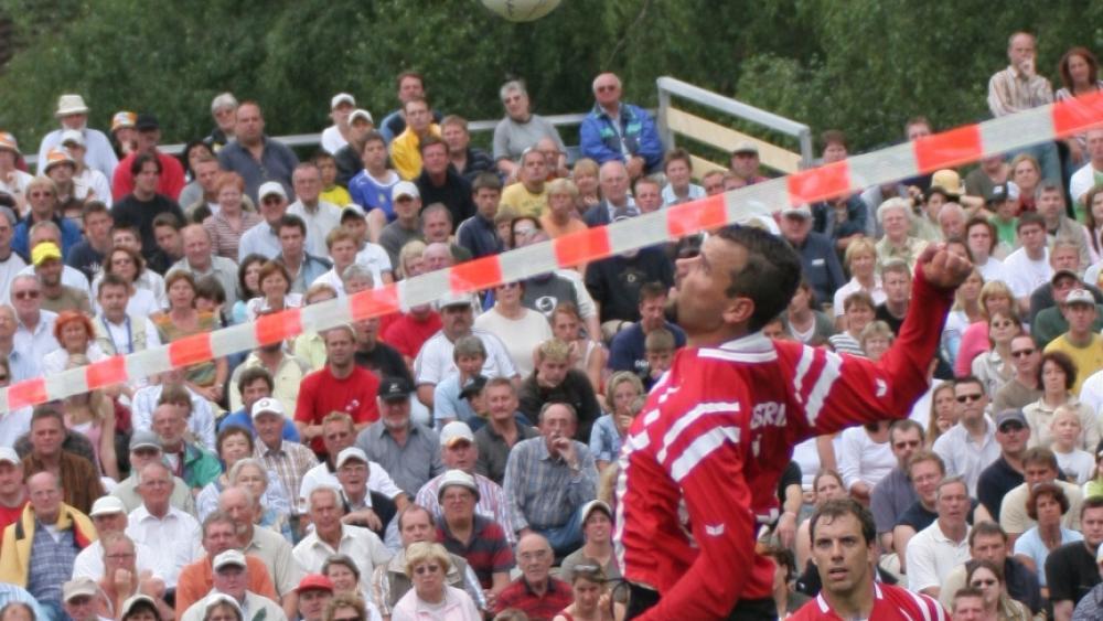 The world's best fistball players are fighting for the World Cup title in Austria.