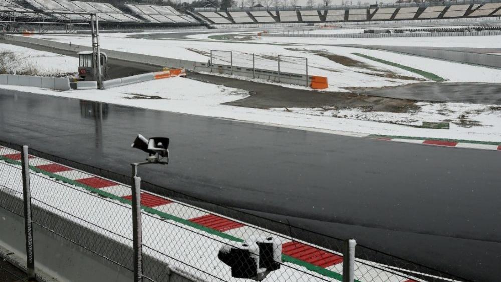 Keine guten Bedingungen für Vettel und Co. in Barcelona © AFP / Josep LAGO