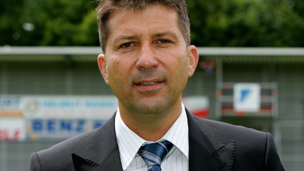 Präsident Hofmann weist Gerüchte um Hansi Flick zurück © FIRO/SID