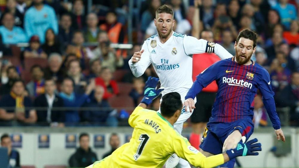 Hart umkämpftes Clasico endet mit 2:2 © SID / Pau Barrena