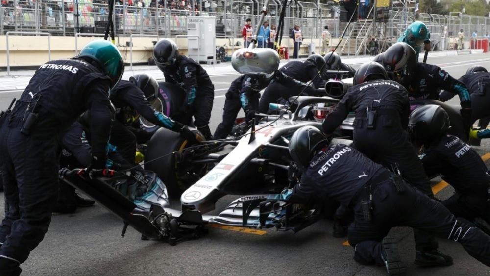 Mercedes dominiert das erste freie Training in Spanien © PIXATHLON/SID