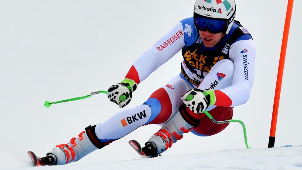 Marc Gisin stürzte gestern in Gröden schwer. © APA/afp / ALBERTO PIZZOLI