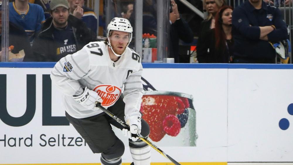 Connor McDavid is out © GETTY IMAGES NORTH AMERICA/SID / BRUCE BENNETT