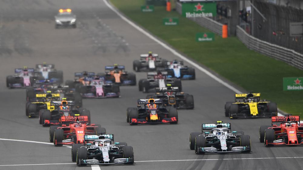 Formula 1 is threatened with further cancellations. © APA (AFP) / GREG BAKER
