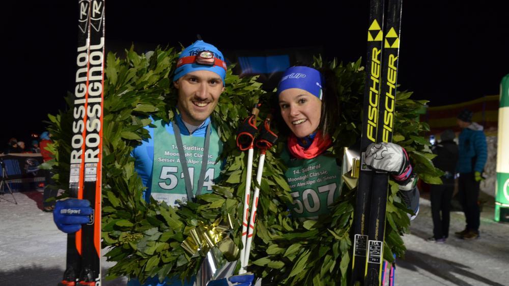 Two South Tyroleans shine in the moonlight - cross-country skiing ...