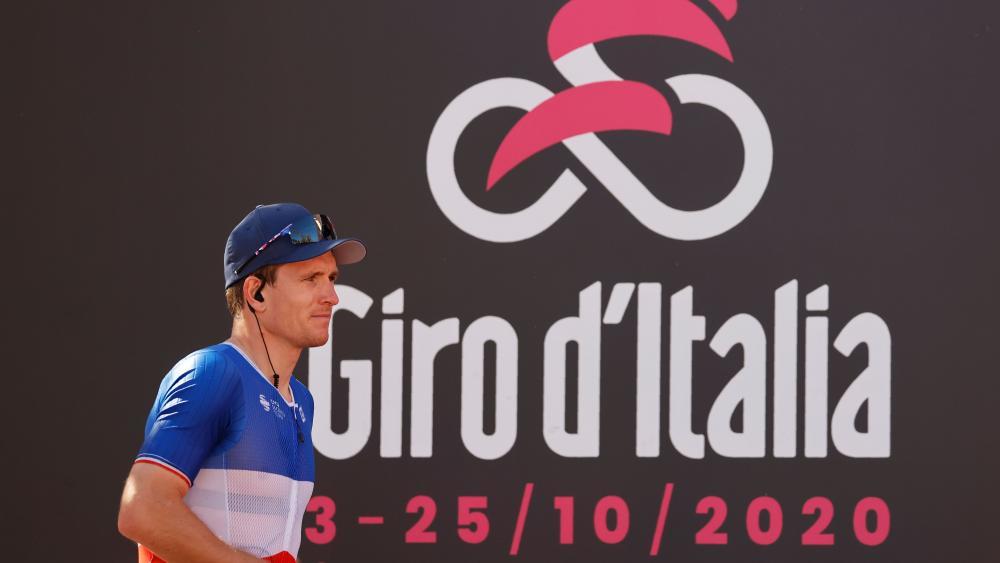 Arnaud Démare celebrated his 2nd stage win. © APA/afp / LUCA BETTINI