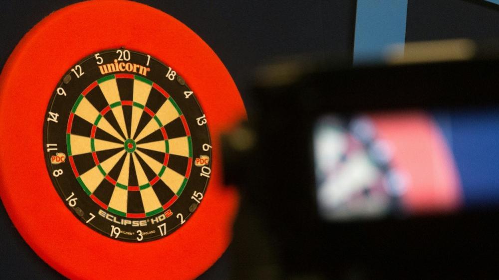 Darts professional banned for 5 years. © SID / DANIEL LEAL-OLIVAS