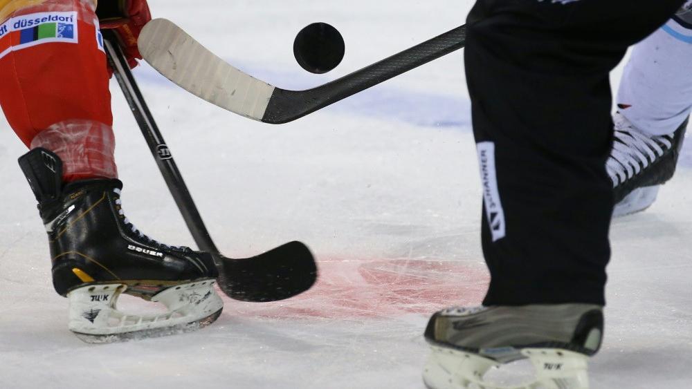 For the first time, DEL teams face each other again © FIRO/SID