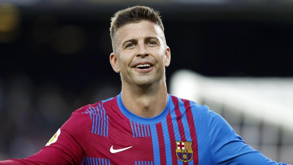 Los capitanes del FC Barcelona renuncian a su salario – España
