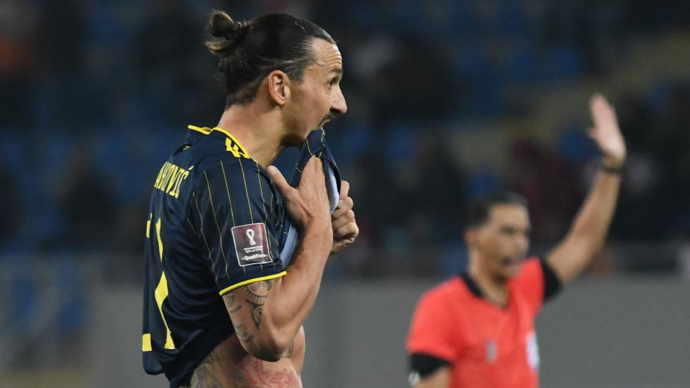 Stand zum ersten Mal seit März für Schweden auf dem Feld: Zlatan Ibrahimovic. © APA/afp / VANO SHLAMOV
