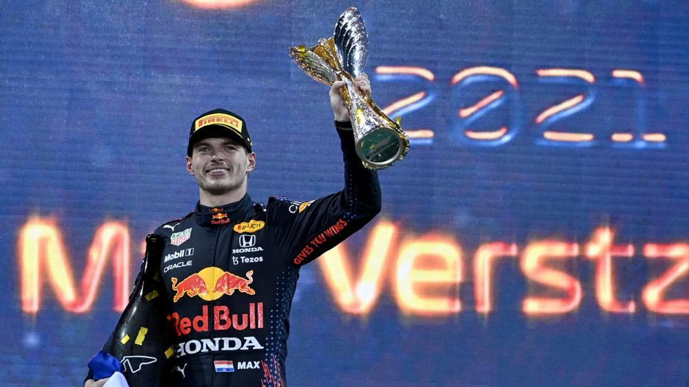 Mehr Drama geht nicht: Max Verstappen ist Weltmeister