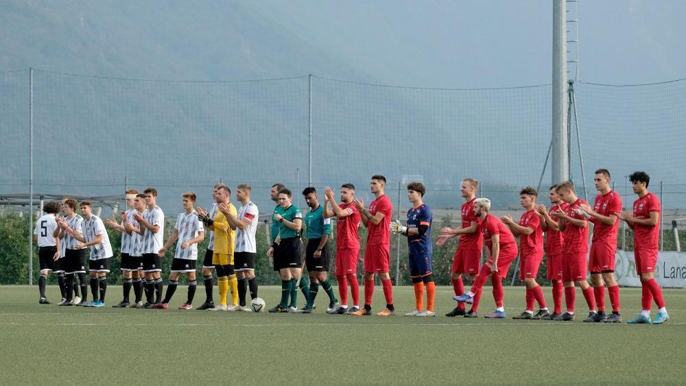 Tramin (en blanc) et Lana (en rouge) ont tous deux un jeu de crack au programme. © D. Runggaldier