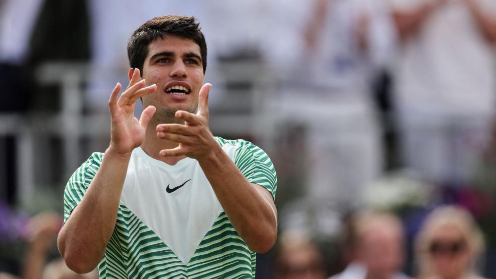 Alcaraz can also do it on grass – Bublik reaches the final in Halle – tennis