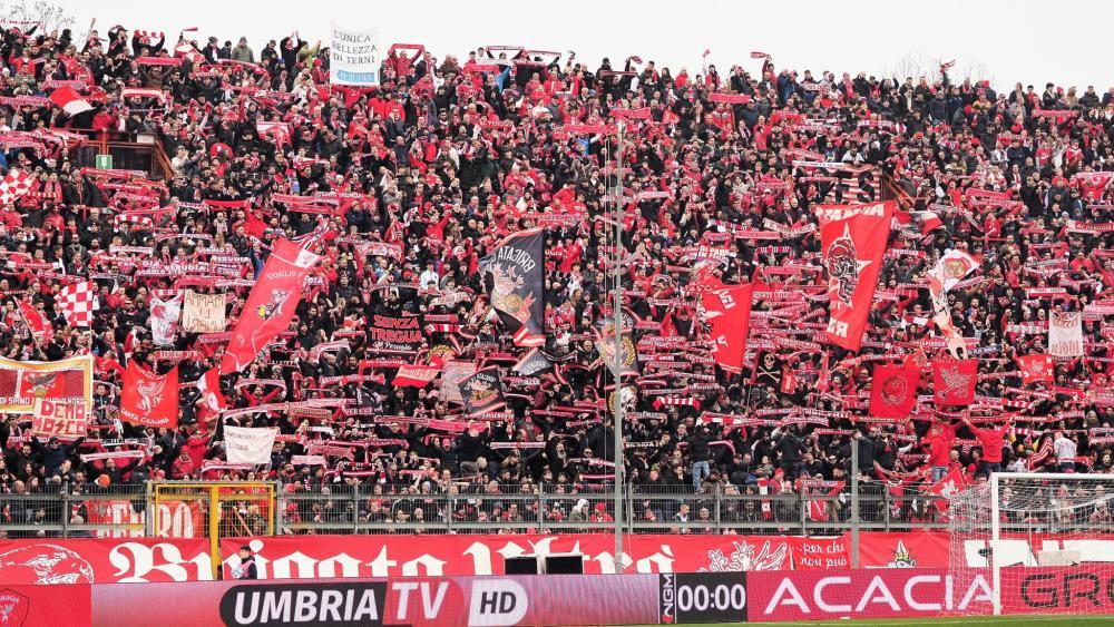 Caos no campeonato italiano Serie B: os recursos de Reggina e Perugia