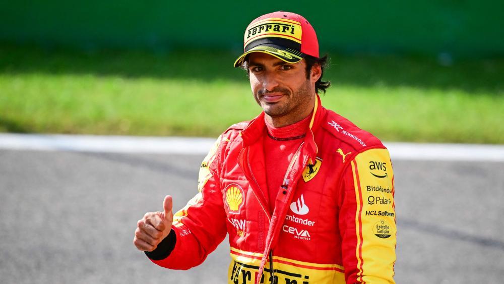 Tifosi jubeln Sainz holt Pole in Monza Formel 1 SportNews.bz