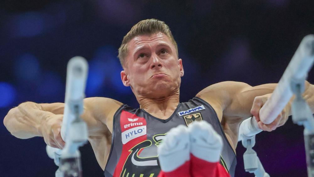 Der deutsche Kunstturner Lukas Dauser gewann WM-Gold. © ANSA / OLIVIER MATTHYS
