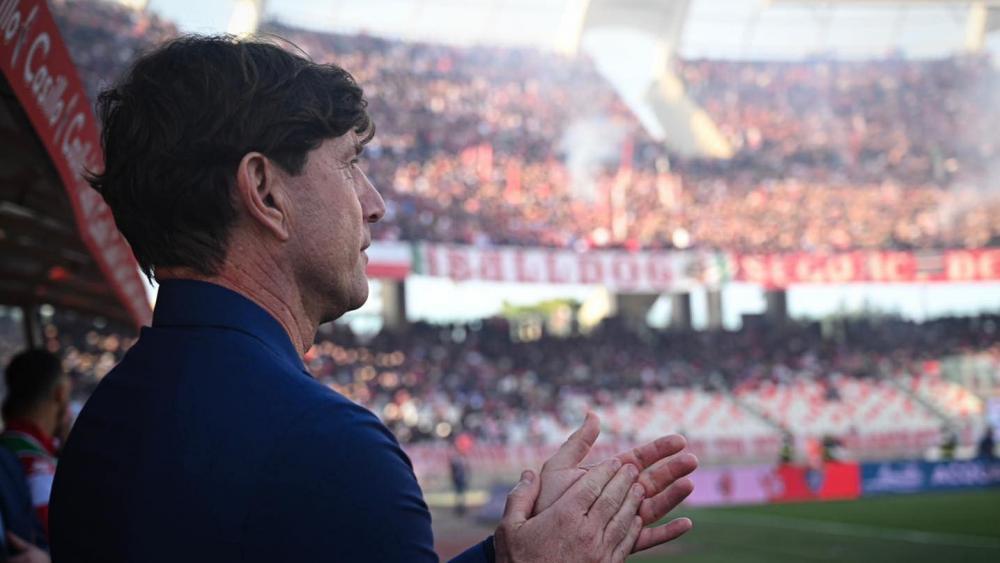 Succede così in fretta: il Bari licenzia il suo allenatore di successo – Serie B