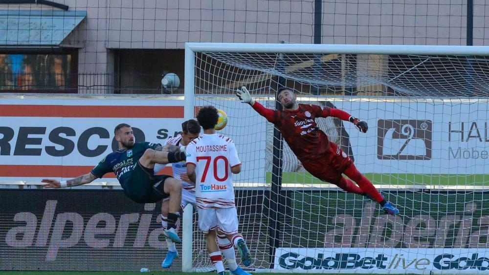Giacomo Poluzzi meets Brescia with FC Südtirol.
