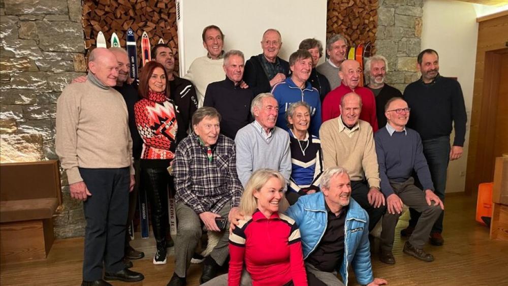 Rencontre chaleureuse pour le 50ème anniversaire de la « Valanga Azzurra » à l'Hôtel Bella Vista de Trafoi.