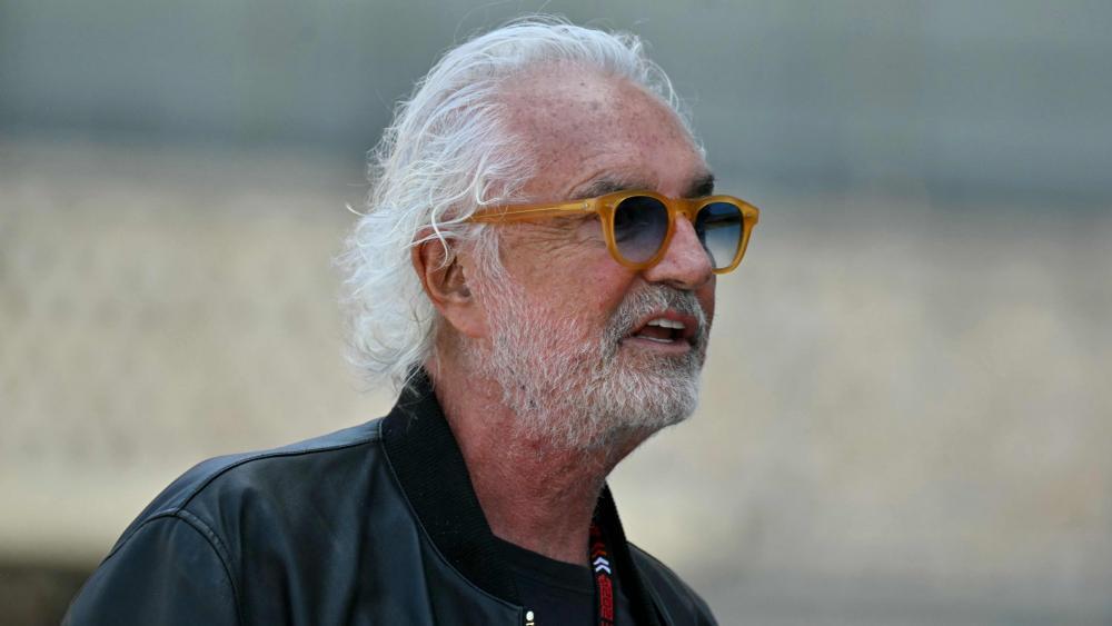 Flavio Briatore kehrt in die Formel 1 zurück. © APA/afp / ANDREJ ISAKOVIC