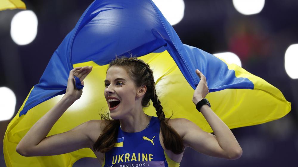 Yaroslava Mahuchikh konnte ihr Glück kaum fassen. © ANSA / YOAN VALAT