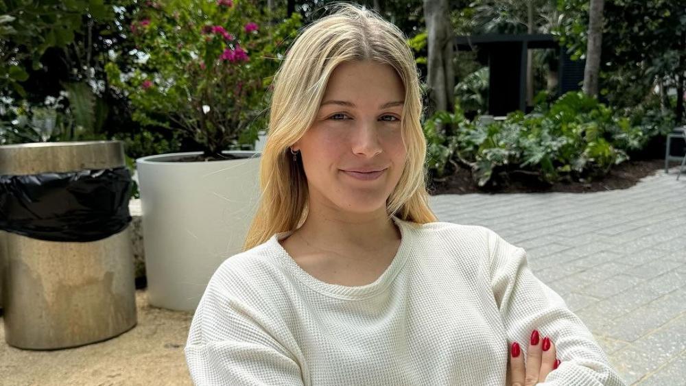 In-neuer-Sportart-Tennis-Beauty-ist-wieder-Weltklasse