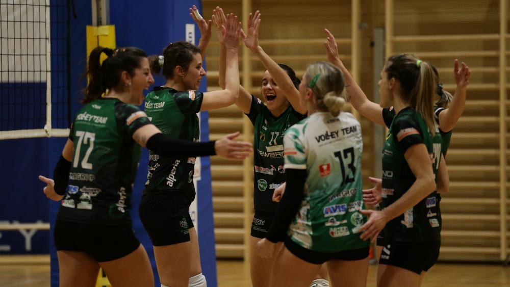 St. Jakob freut sich über den 3:0-Derbysieg beim SSV Bozen.