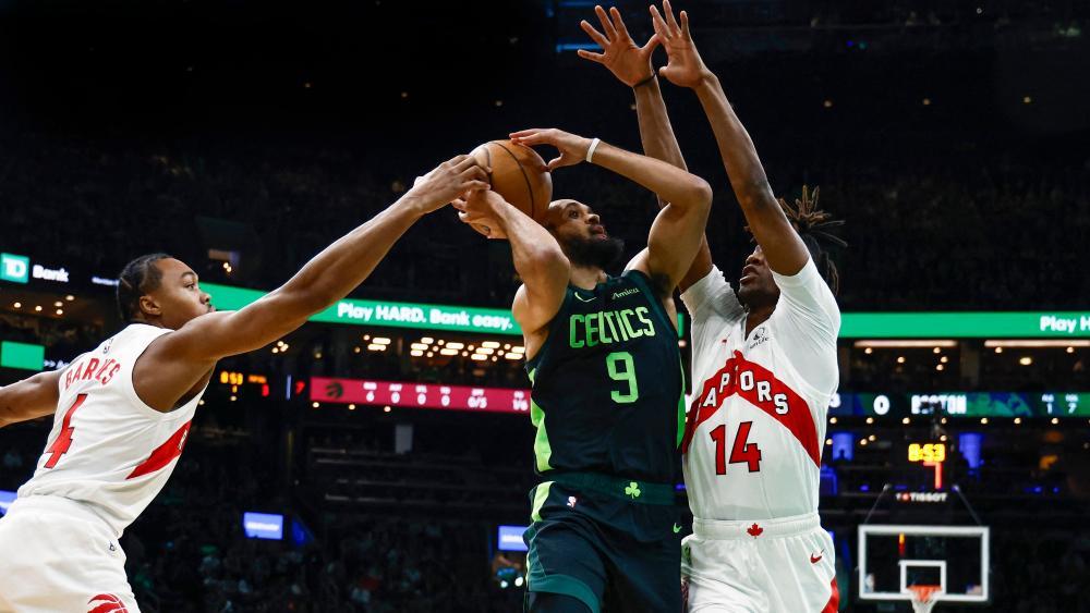 Die Raptors wehrten sich vergeblich gegen die historische Niederlage © APA / WINSLOW TOWNSON