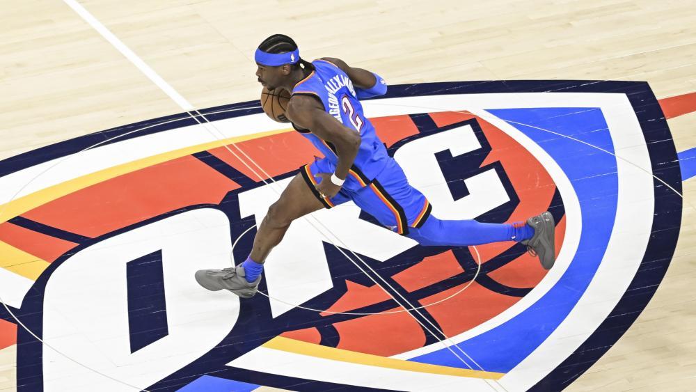 Shai Gilgeous-Alexander führte Oklahoma City zum nächsten Sieg. © ANSA / GERALD LEONG