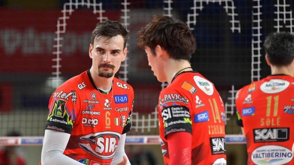 Simone Giannelli (links) und Perugia kassierte eine bittere Niederlage.