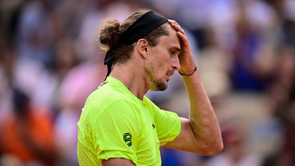 Nach-schwachem-Start-Zverev-ist-weiter