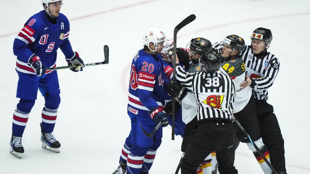 Deutschland (in weiß) musste sich nach einem intensiven Spiel geschlagen geben. © ANSA / Claus Fisker