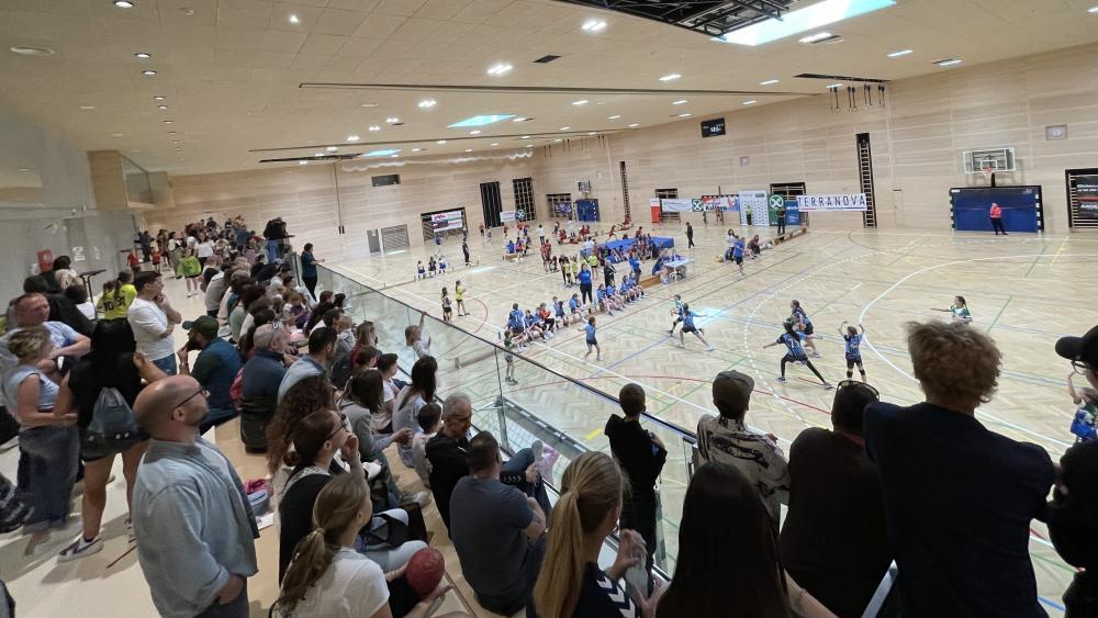 In der Kalterer Turnhalle war einiges los.