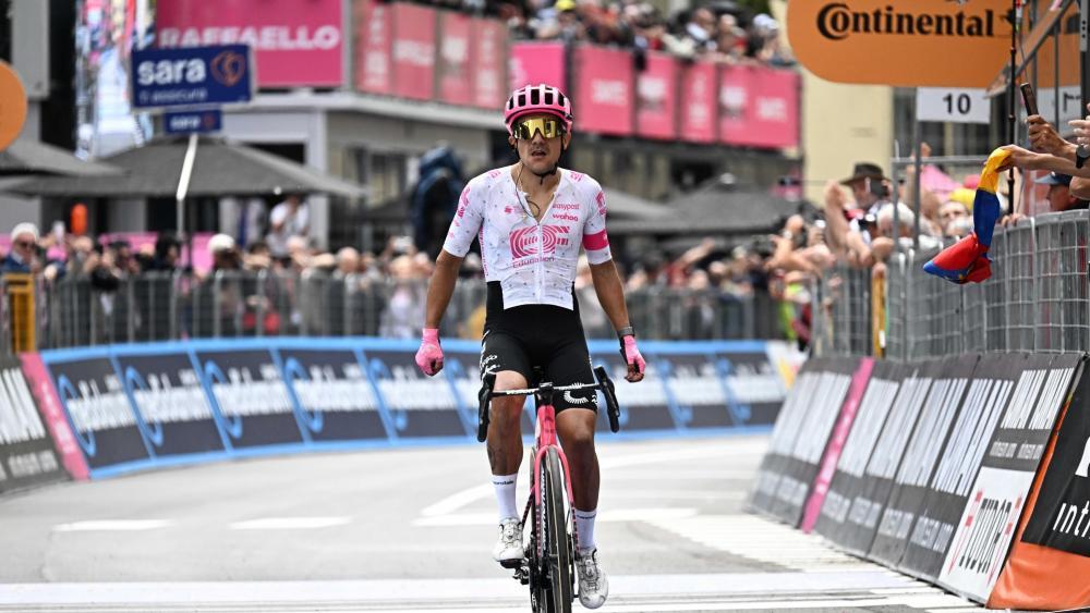 Richard Carapaz gewann die Bergetappe. © ANSA / LUCA ZENNARO