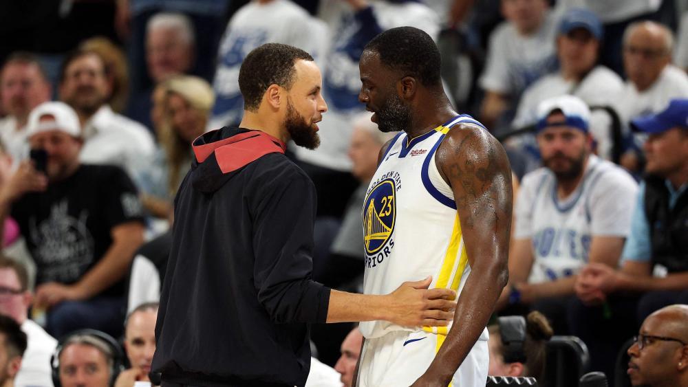 Ohne-Curry-Warriors-kassieren-Klatsche