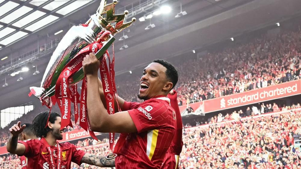 Schon-f-r-Club-WM-Real-holt-Alexander-Arnold