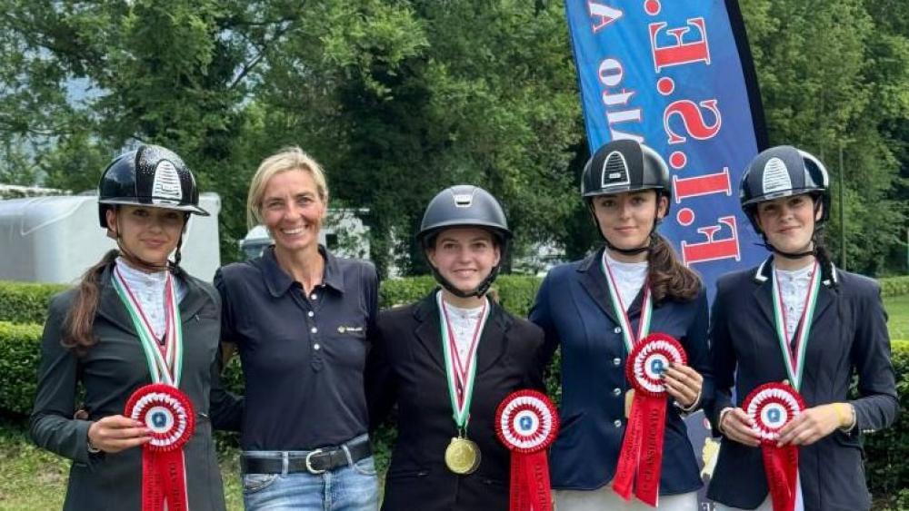 Die erfolgreichen Reiterinnen.