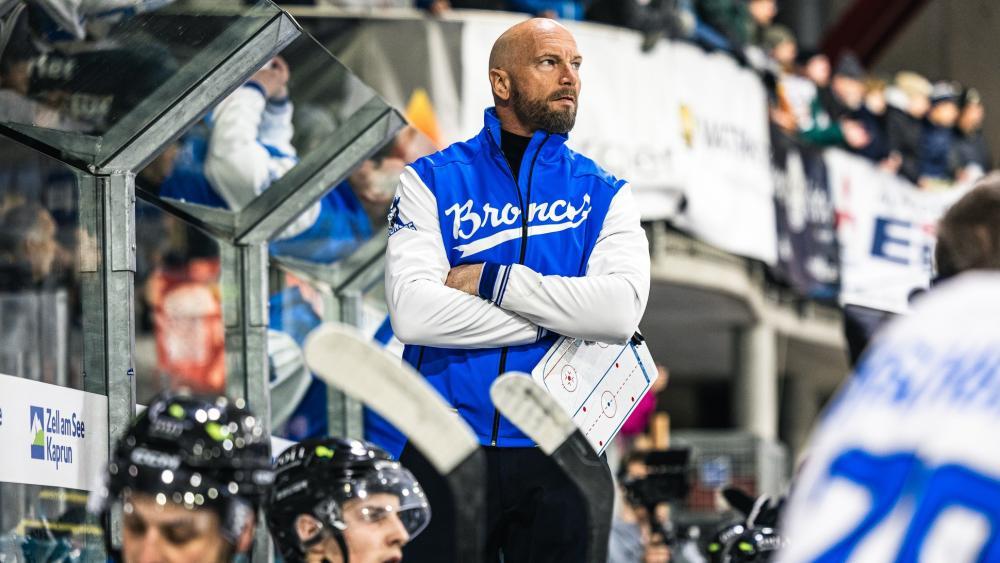 Sterzings-Trainergespann-Einer-bleibt-der-andere-geht