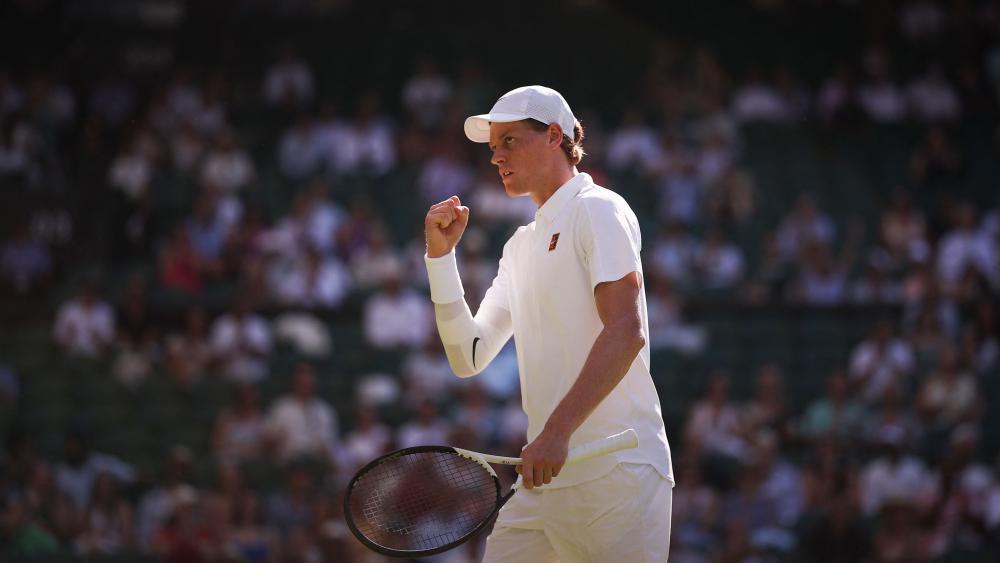 Djokovic-zerlegt-Sinner-erstmals-im-Wimbledon-Finale