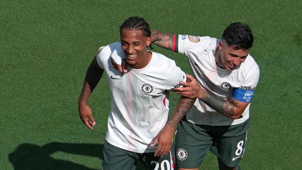 Joao Pedro (links) erfuhr einen Traumeinstand. © APA/afp / TIMOTHY A. CLARY