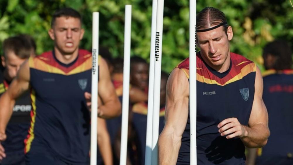 Lecce captain Federico Baschirotto and his team will train in Naz starting Tuesday. © Anza e Marco Lezzi/US Lecce