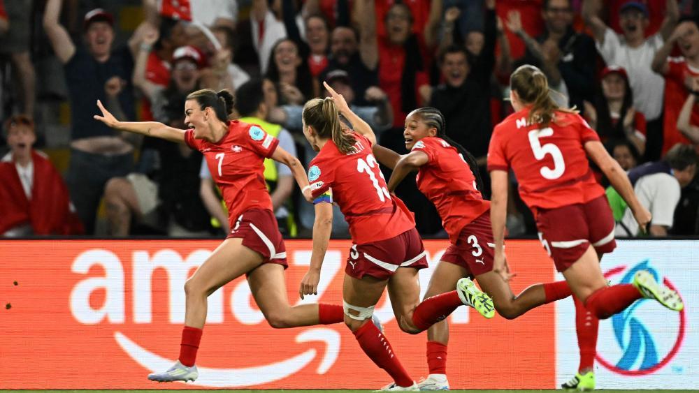 In-letzter-Sekunde-Schweiz-zittert-sich-ins-Viertelfinale